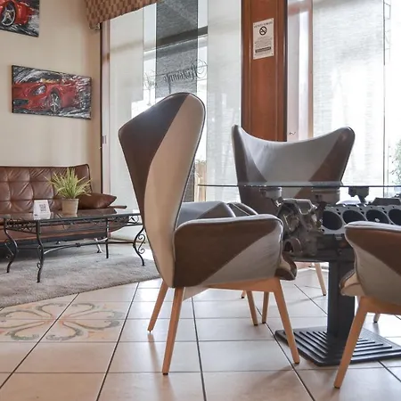 Domus Hotel