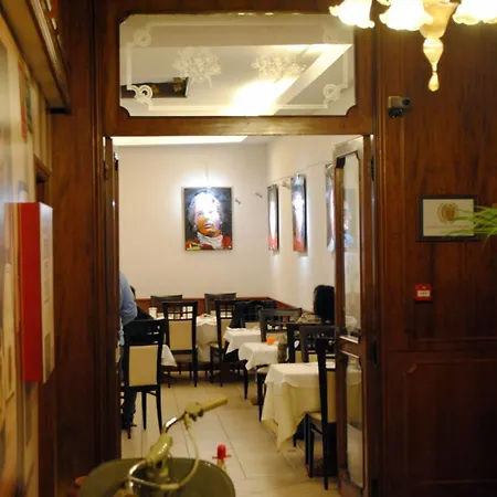Domus Hotel